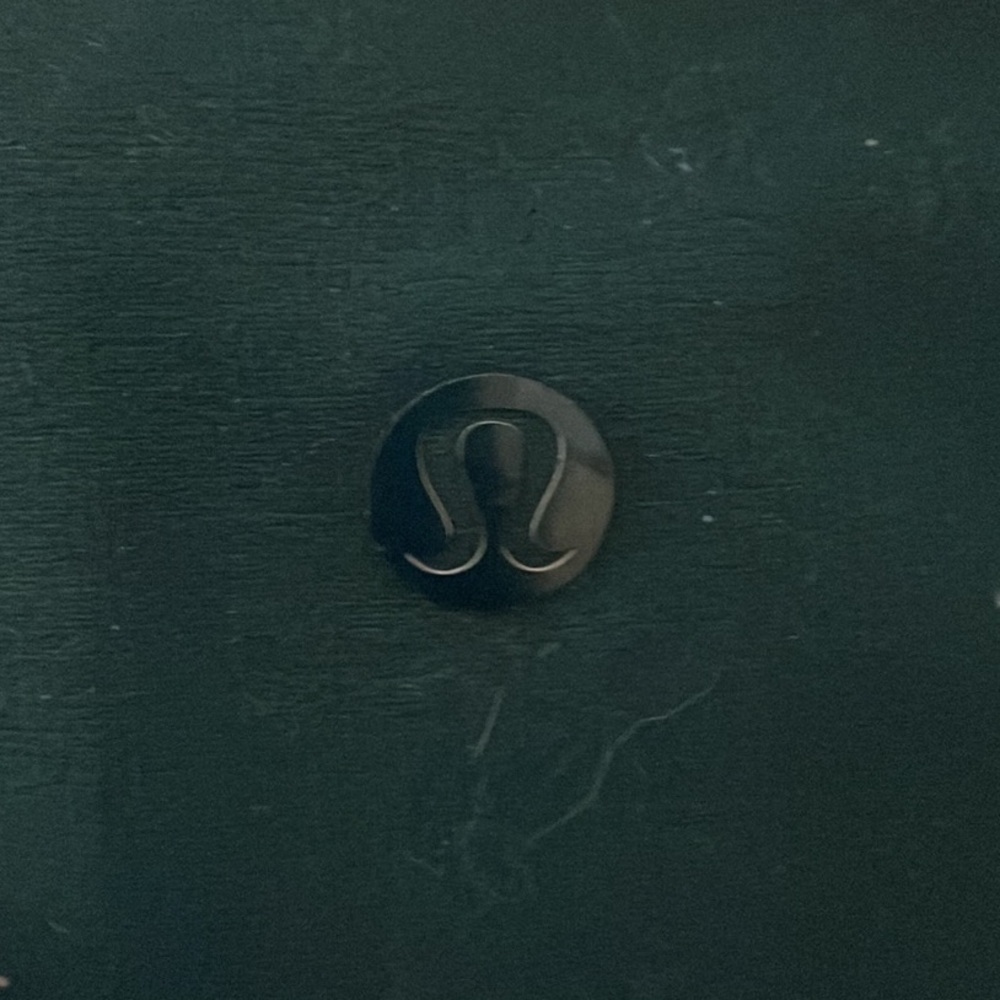 LuluLemon High Rise Dark Green Mesh Leggings - Picture 3 of 4